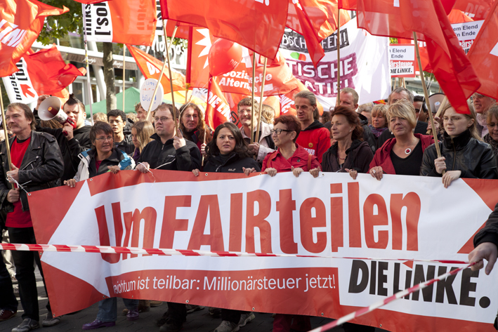 File:Aktionstag Demo in Frankfurt am Main (8036096457).jpg