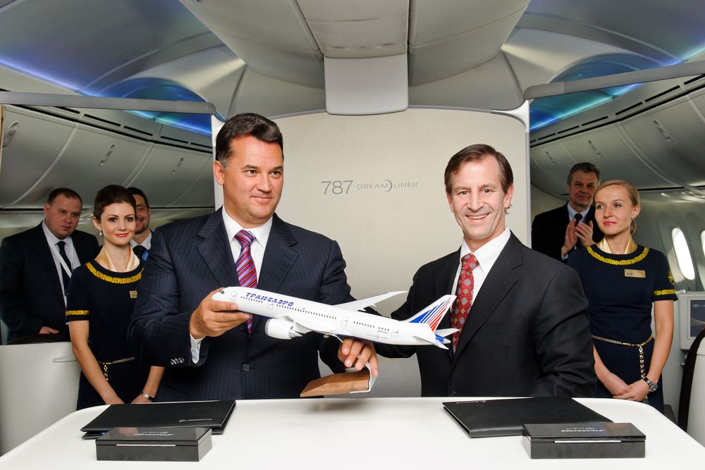 Посредники авиакомпаний. Transaero 787. Трансаэро авиакомпания. Владелец авиакомпании Трансаэро.