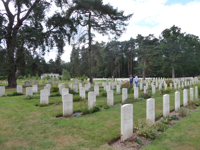 File:An August visit to Brookwood Military Cemetery (n) - geograph.org.uk - 6232403.jpg