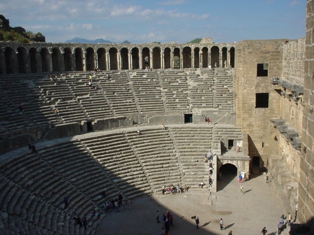 File:Aspendos 2.jpg