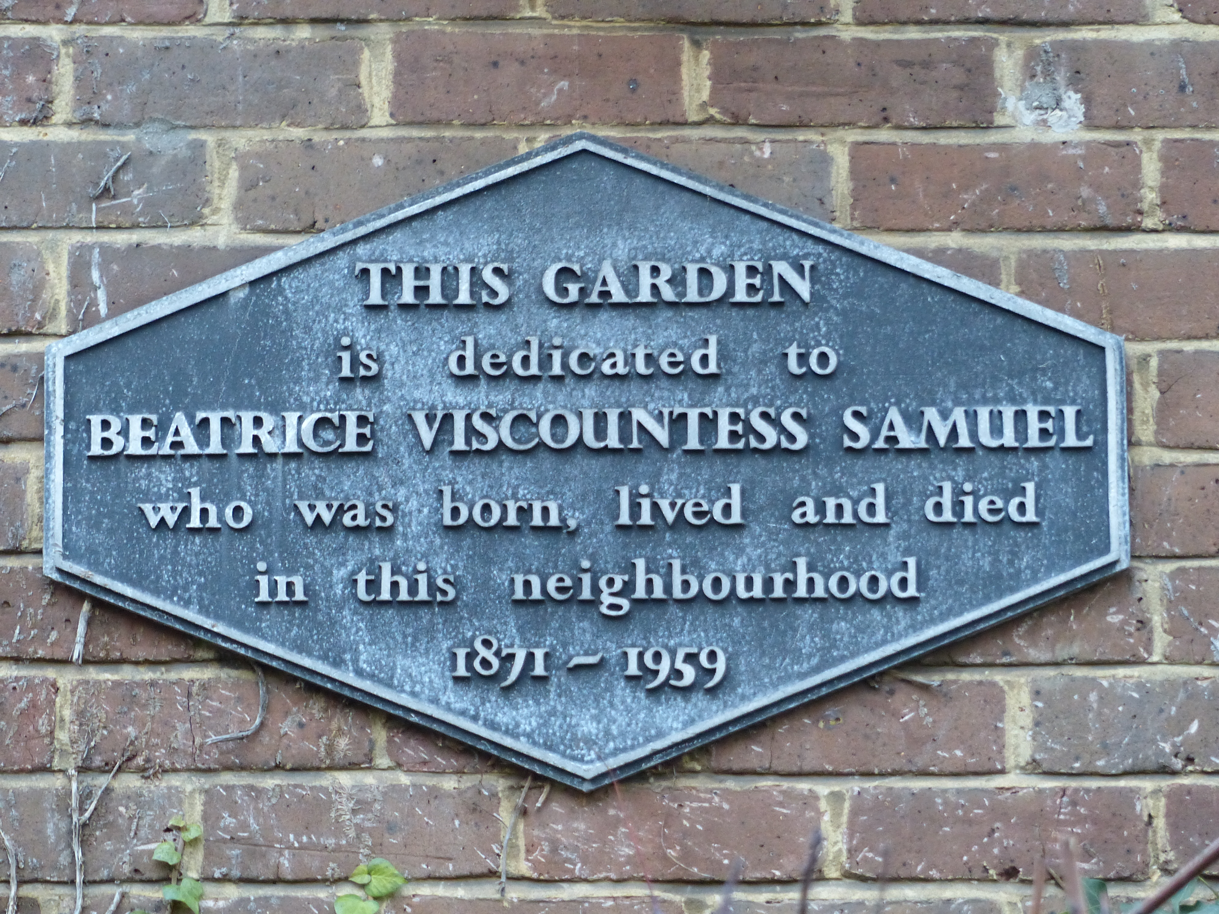 File Beatrice Viscountess Samuel plaque.jpg Wikimedia Commons