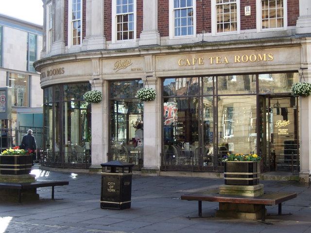 File:Betty's Cafe Tea Rooms, York (geograph 407877).jpg