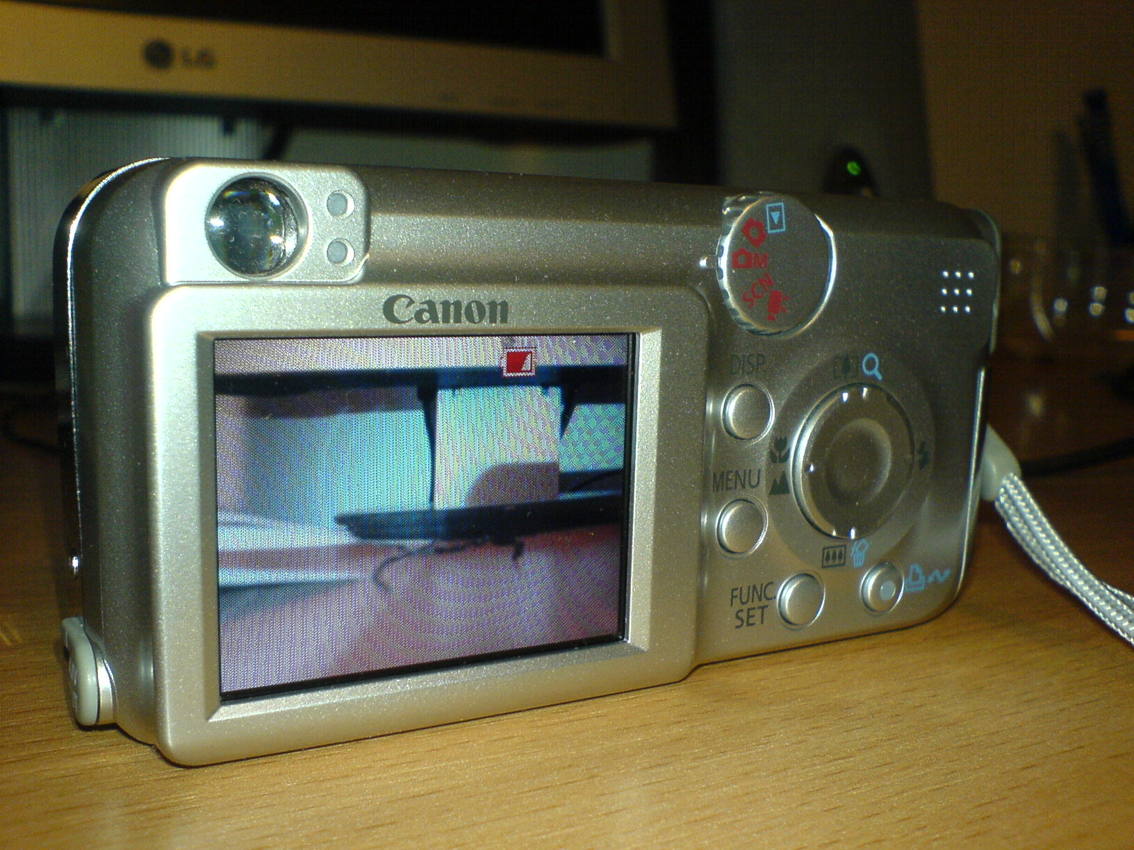 File:Canon PowerShot A460 4.JPG - Wikimedia Commons