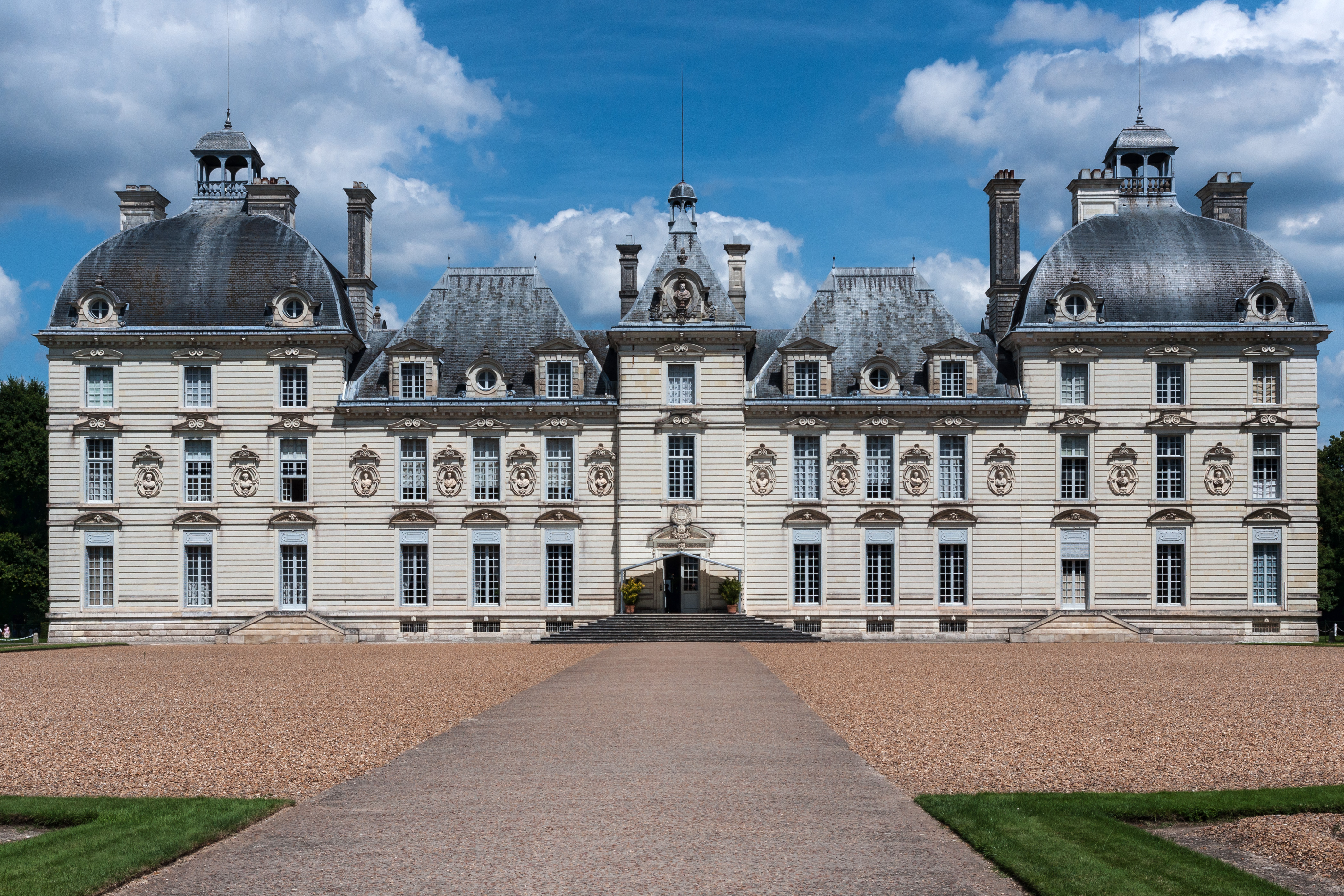 Château de Cheverny — Wikipédia