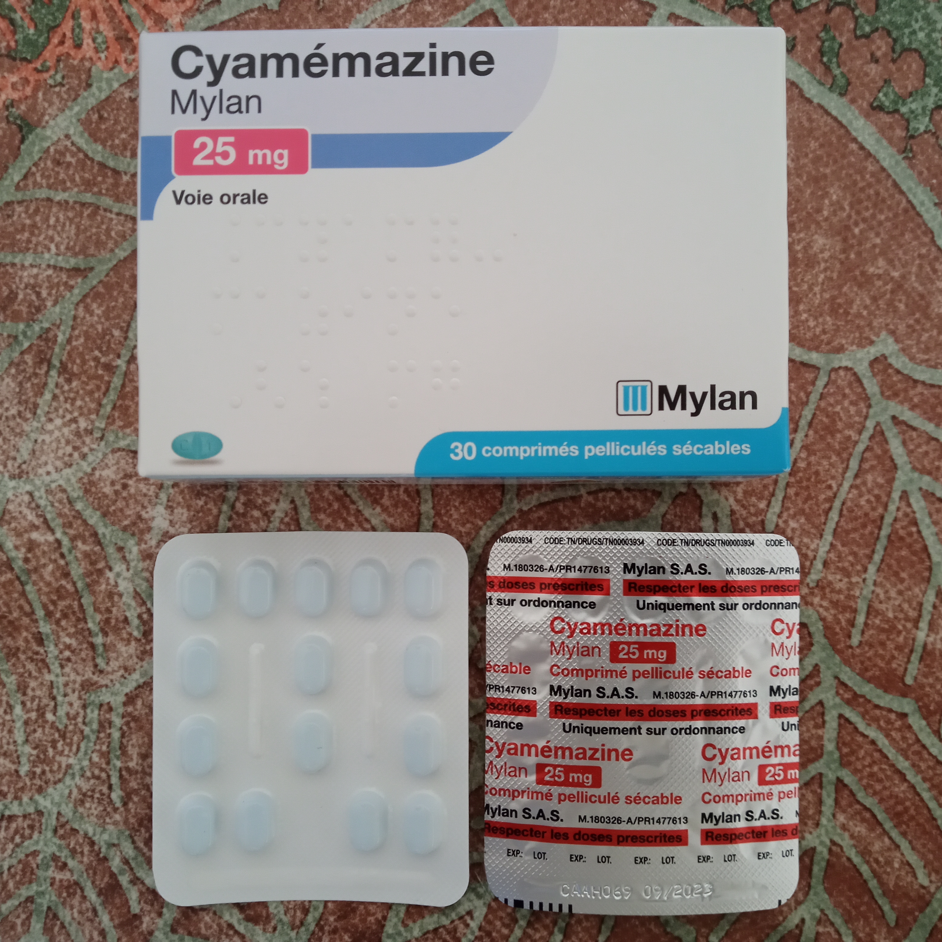 File:Cyamémazine Mylan 25mg.jpg - Wikimedia Commons