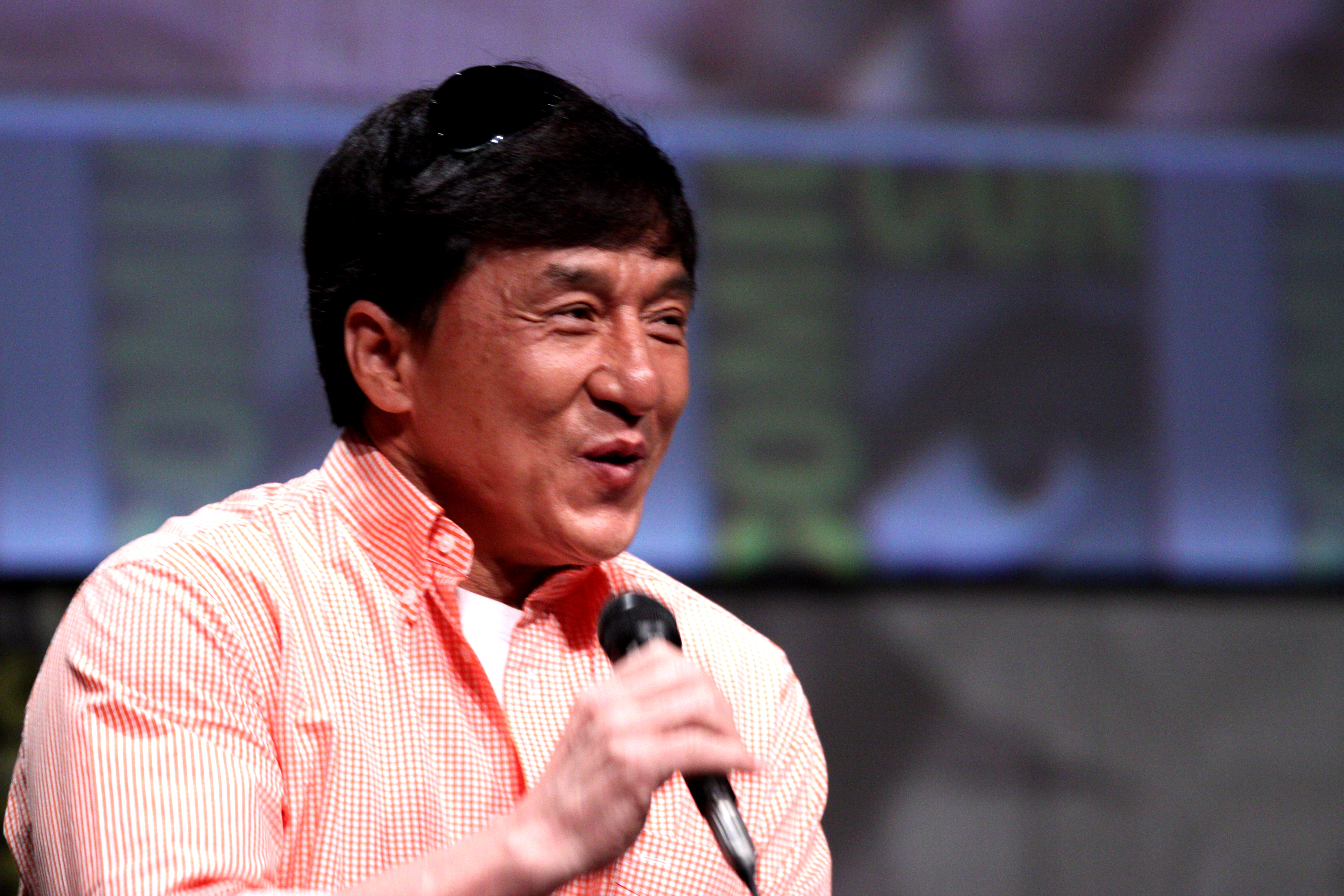 Jackie Chan - Wikipedia