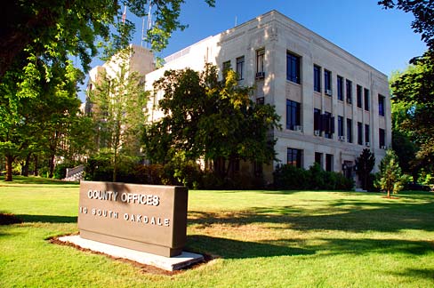 File:Jackson County Courthouse (Jackson County, Oregon scenic images) (jacDA0008).jpg