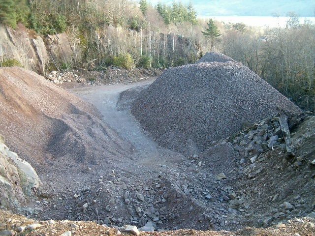 File:Quarry on the Duke of Argyll's estate - geograph.org.uk - 129807.jpg