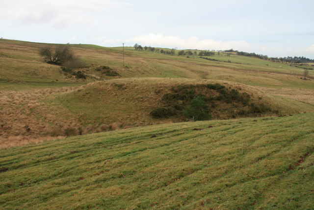 File:Tomen Bryn Dadlau Mound - geograph.org.uk - 647186.jpg