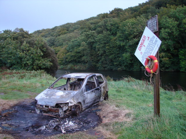 File:Too Late to Save - geograph.org.uk - 989499.jpg