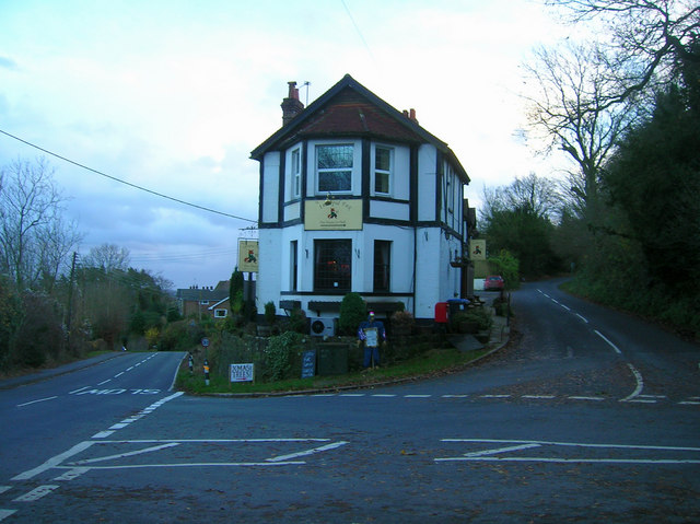 File:Vinols Cross - geograph.org.uk - 625122.jpg