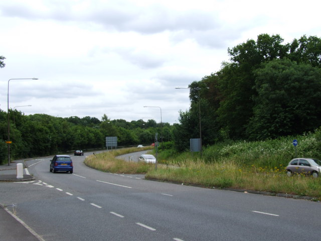 File:Walderslade Woods Road, Chatham - geograph.org.uk - 1360742.jpg