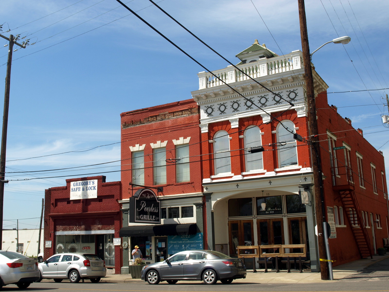 File 17 10 W 10th St Anniston April 2014 1 Jpg Wikimedia Commons