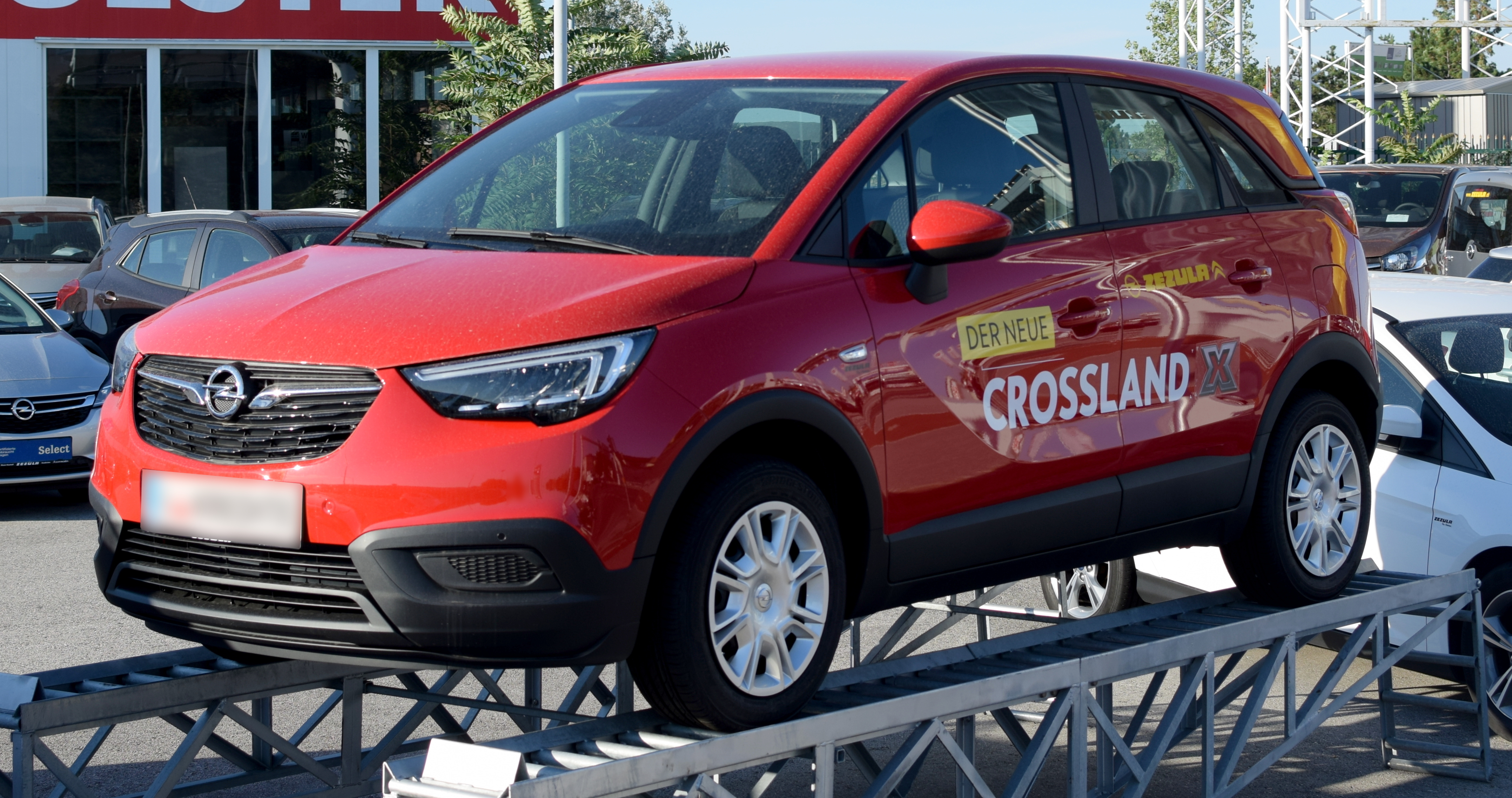 File:2017 Opel Crossland X front (red) 1 crop.jpg - Wikipedia