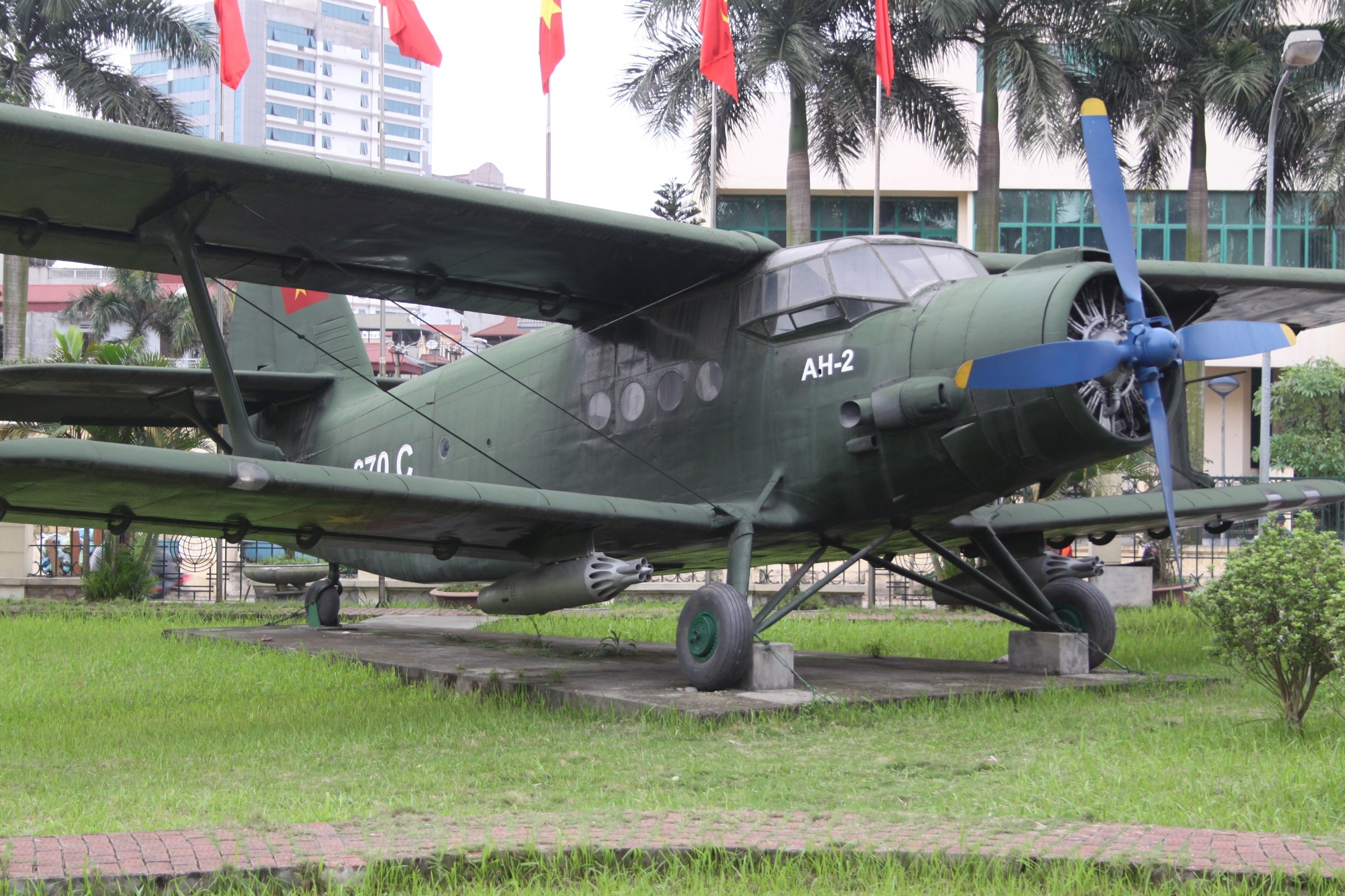 Tập tin:670.C Antonov An.2 Vietnamese Air Force (7879774914).jpg – Wikipedia tiếng Việt