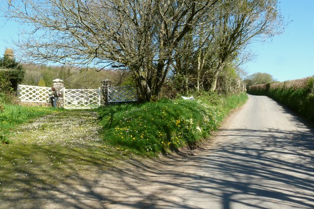 File:A side entrance to the grounds of East Down House. - geograph.org.uk - 1260875.jpg