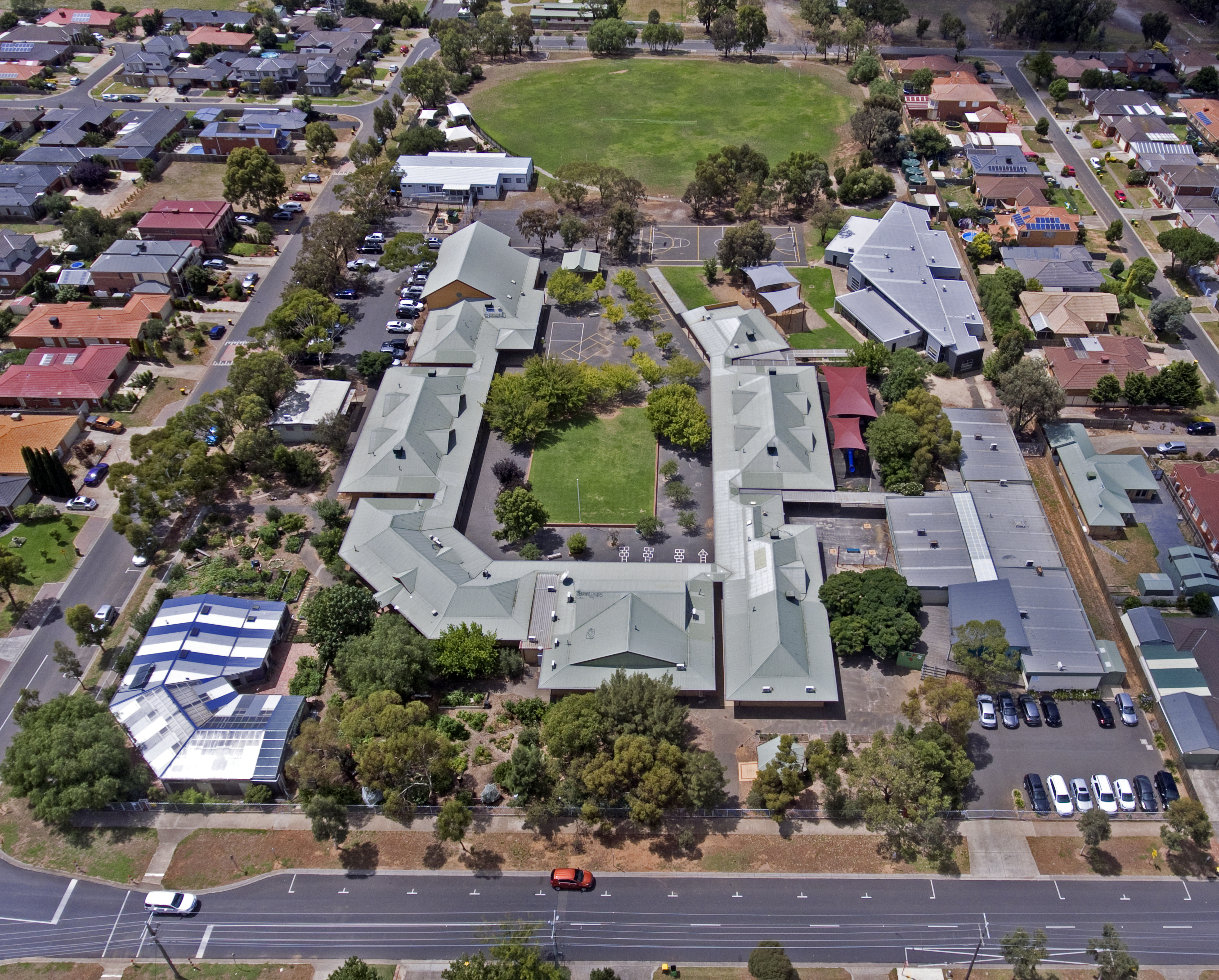 Кингсвилл Канада. Верриби Мельбурн. Werribee, Victoria. Werribee Mercy Hospital.