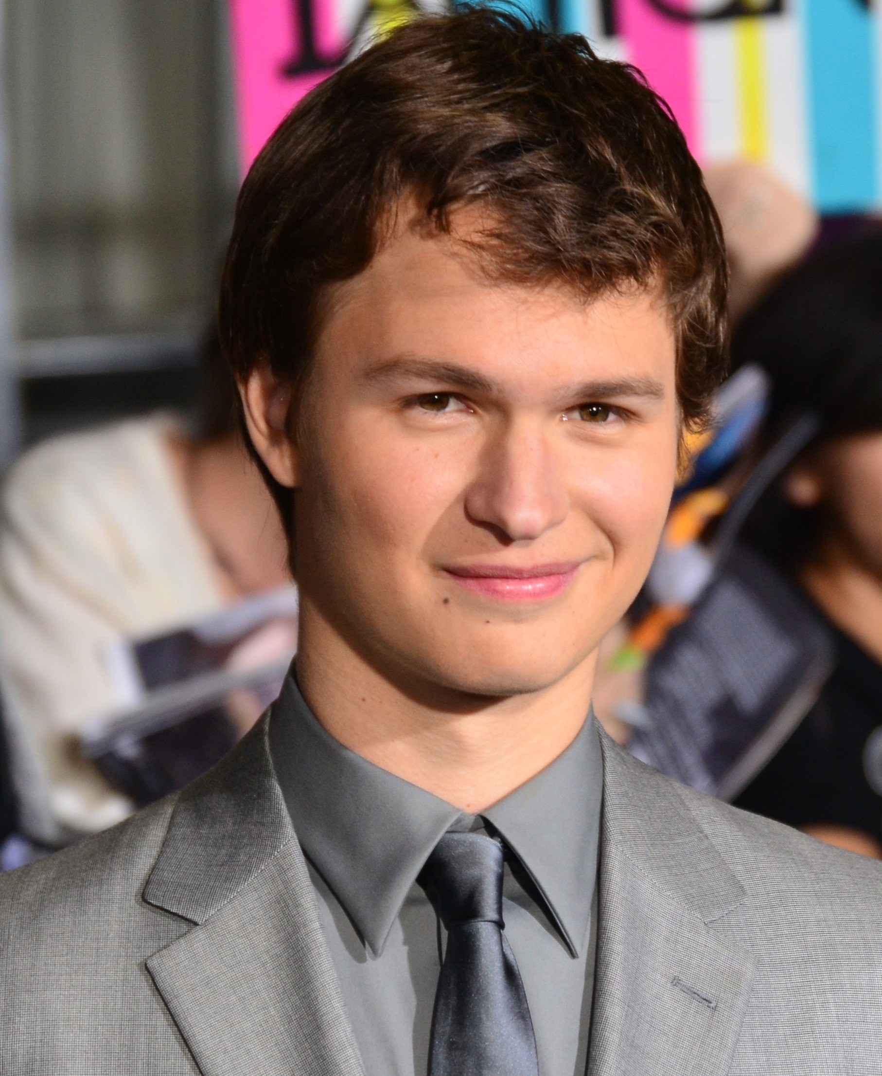 Ansel Elgort 2014 Divergent Premiere (cropped).jpg