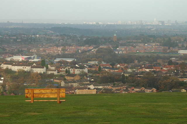 File:Bench on Beacon Hill, Lickey Hills Country Park - geograph.org.uk - 778421.jpg