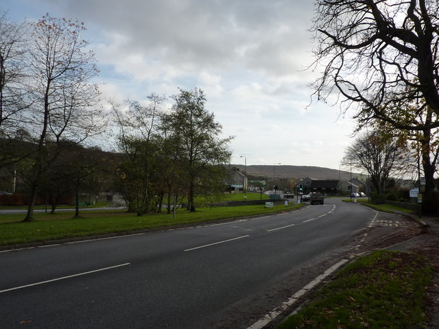 File:Calver Crossroads - geograph.org.uk - 1587988.jpg