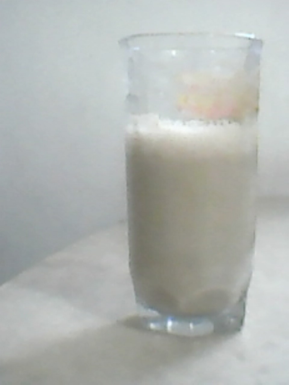 https://upload.wikimedia.org/wikipedia/commons/7/71/Coca_Cola-Milk_Drink_Mix.jpg