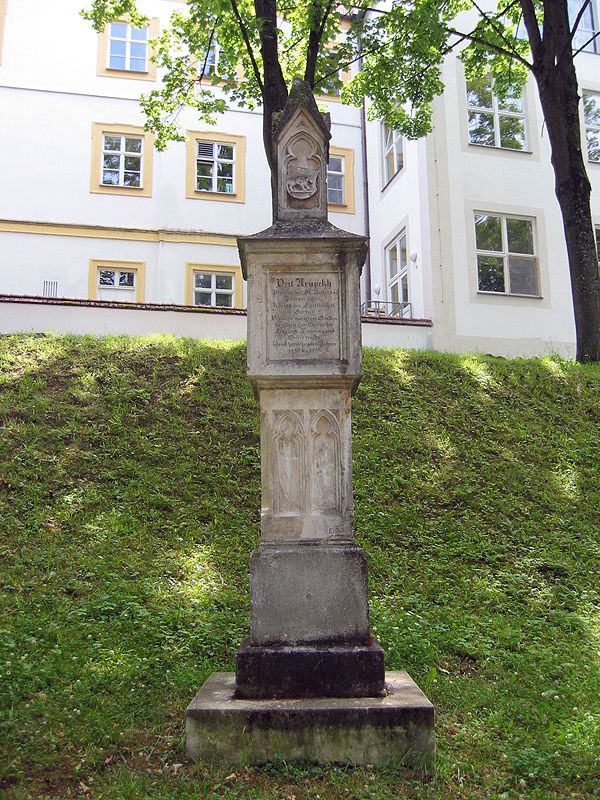 Бауц. Памятник немецким Писателям. Фрайзинг.