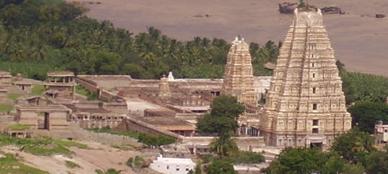 File:Hampi Virupaksha temple.JPG