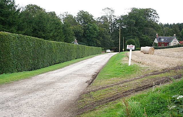 File:Hatton Estate - geograph.org.uk - 563265.jpg