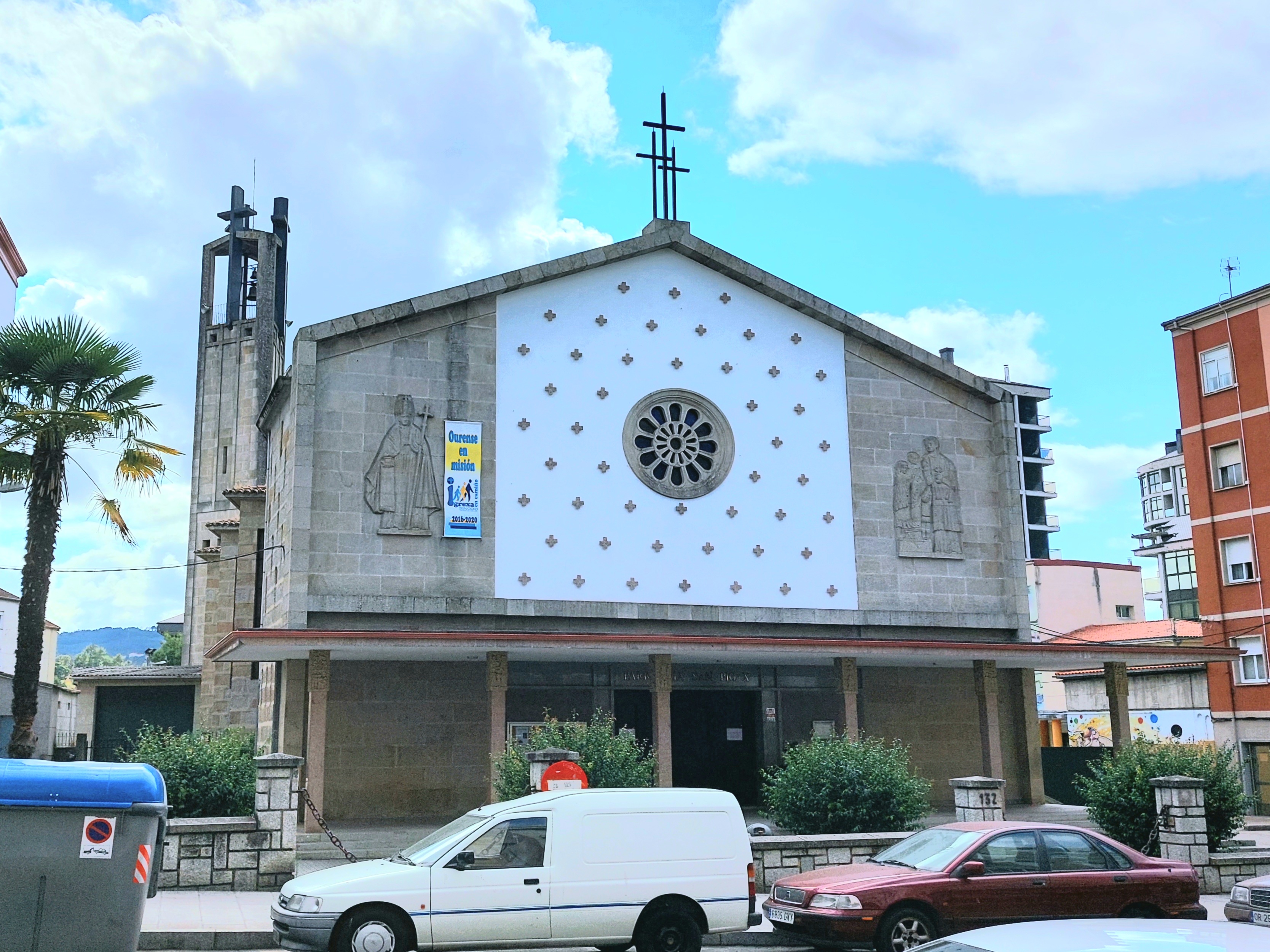 Parroquia de San Pío X (Orense) - Wikipedia, la enciclopedia libre