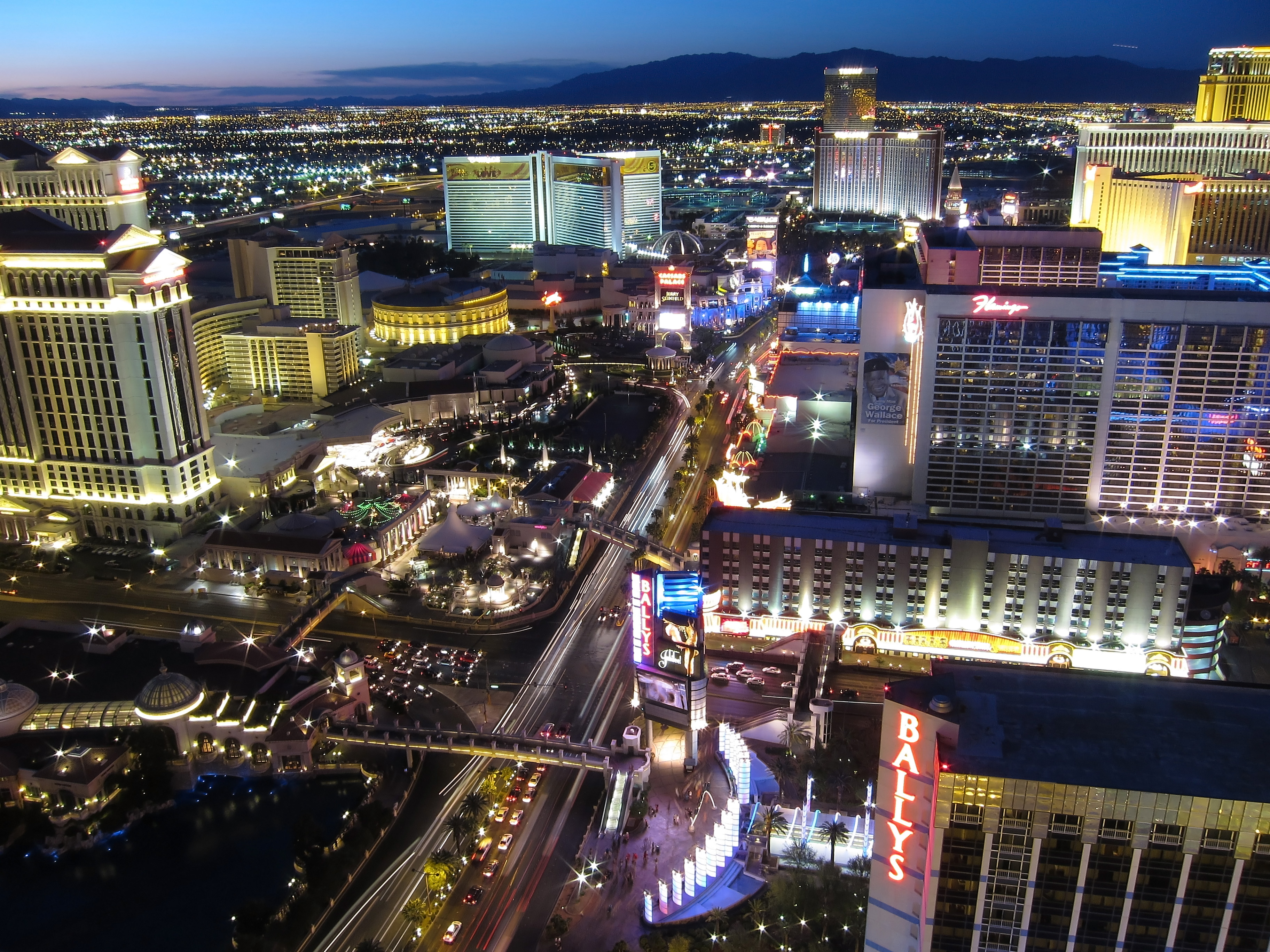 Las Vegas Night View.jpg
