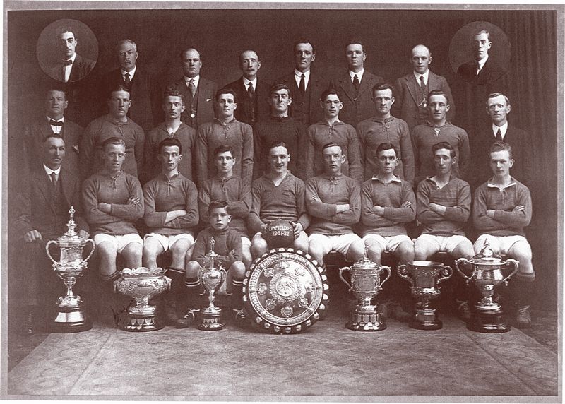 File:Linfield F.C. 1921-22 squad.jpg