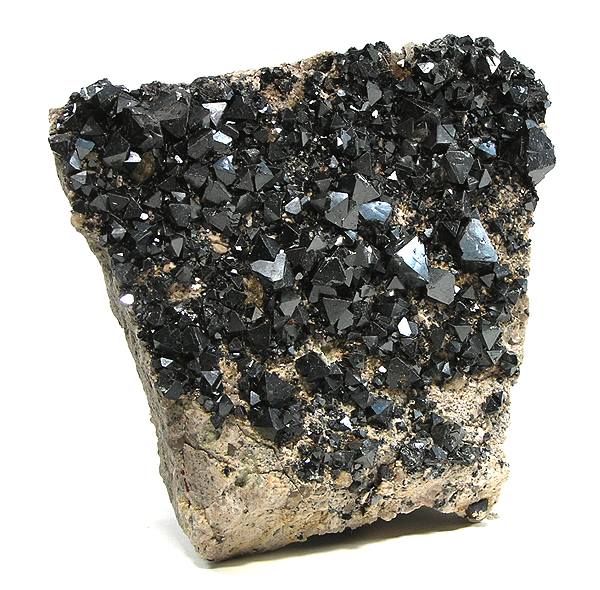 File:Magnetite-44113.jpg