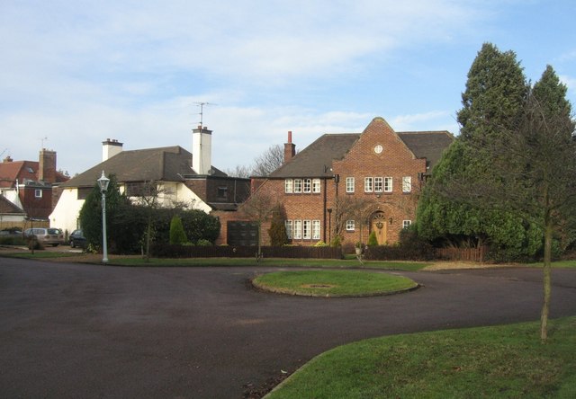 File:Mini roundabout - geograph.org.uk - 647559.jpg