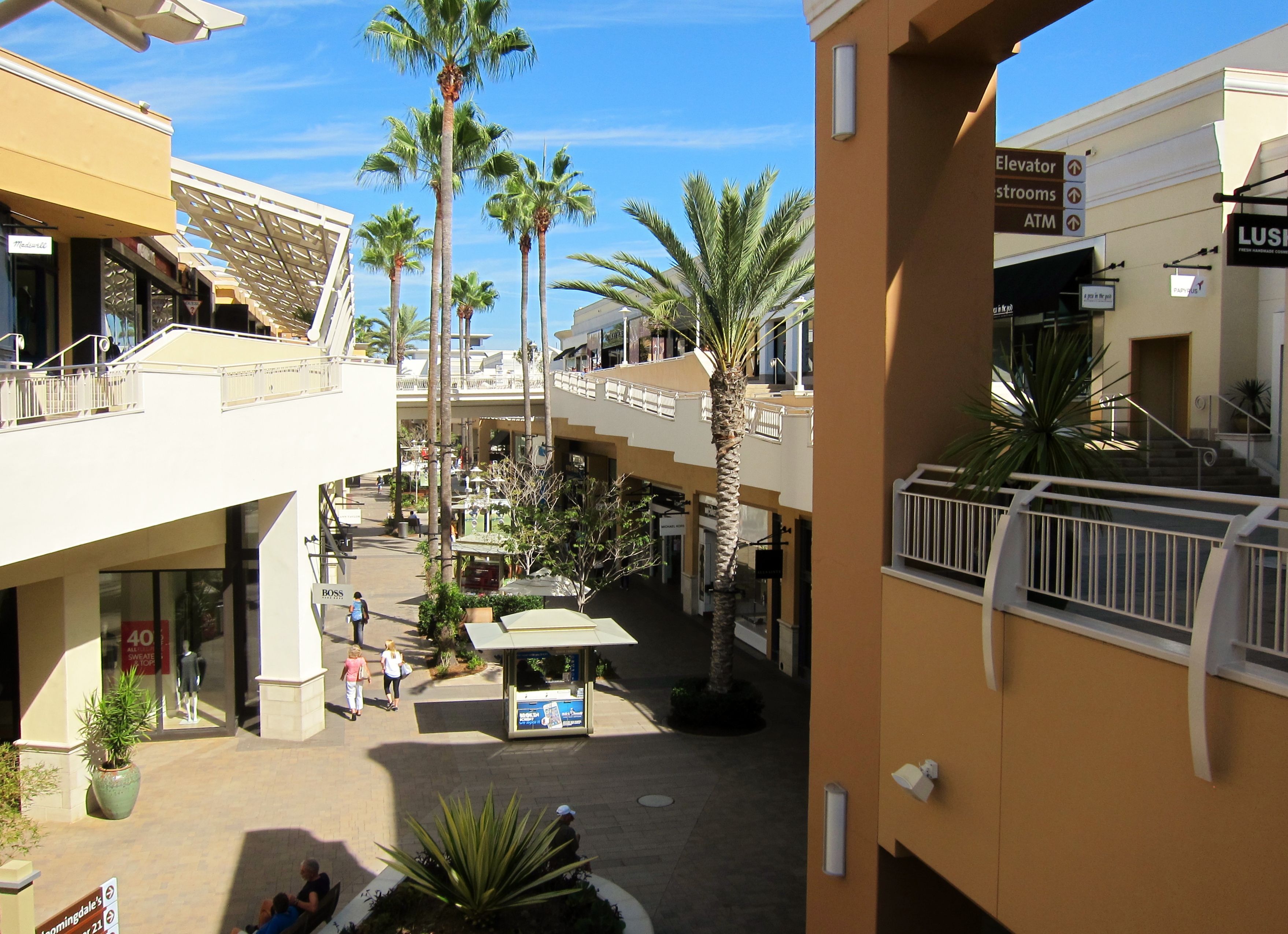 File:Mission Valley West, San Diego, CA, USA - panoramio (8).jpg -  Wikimedia Commons