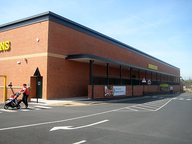 File:Morrisons supermarket - geograph.org.uk - 1269303.jpg