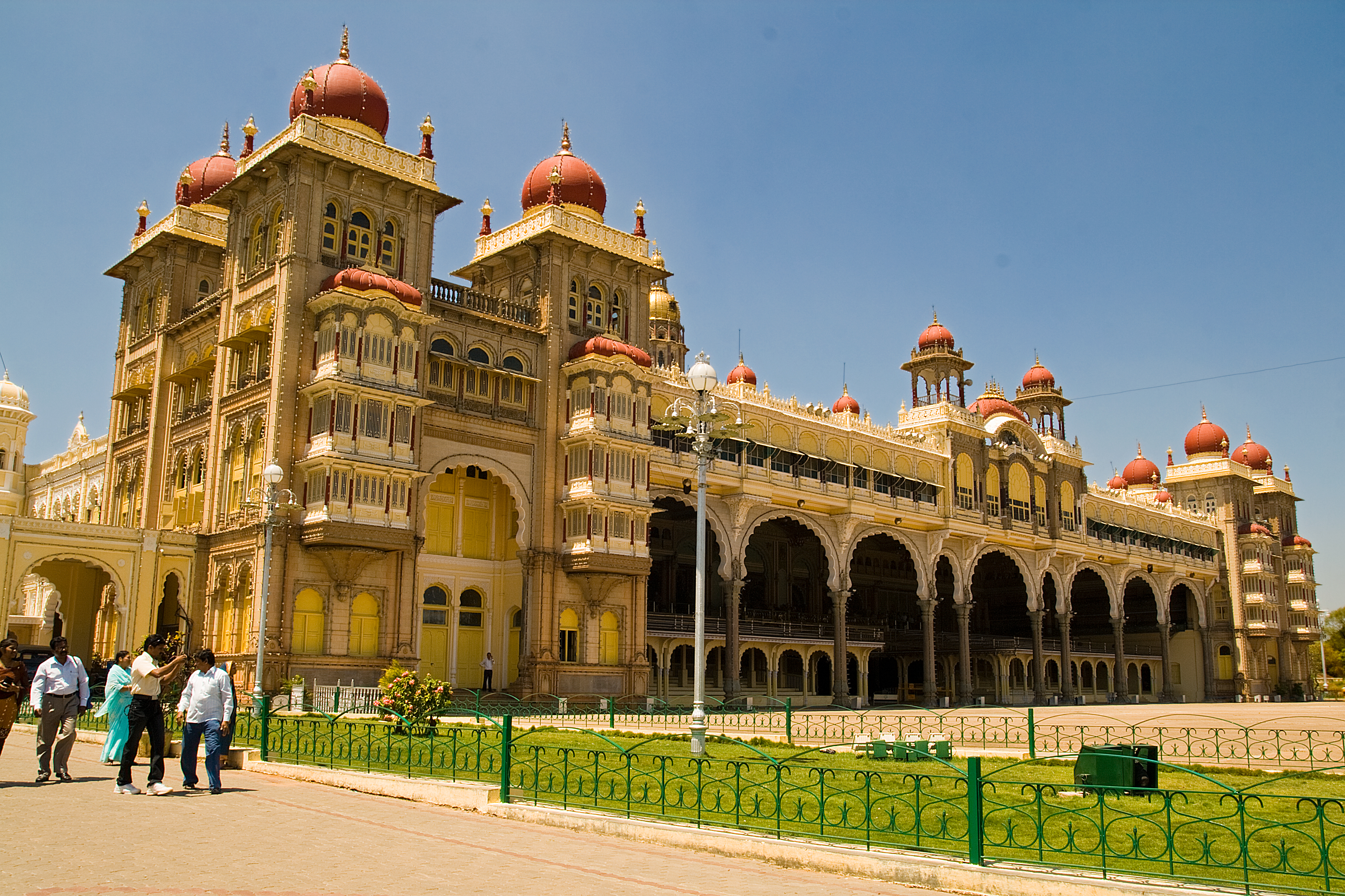 tourist attraction near mysore palace