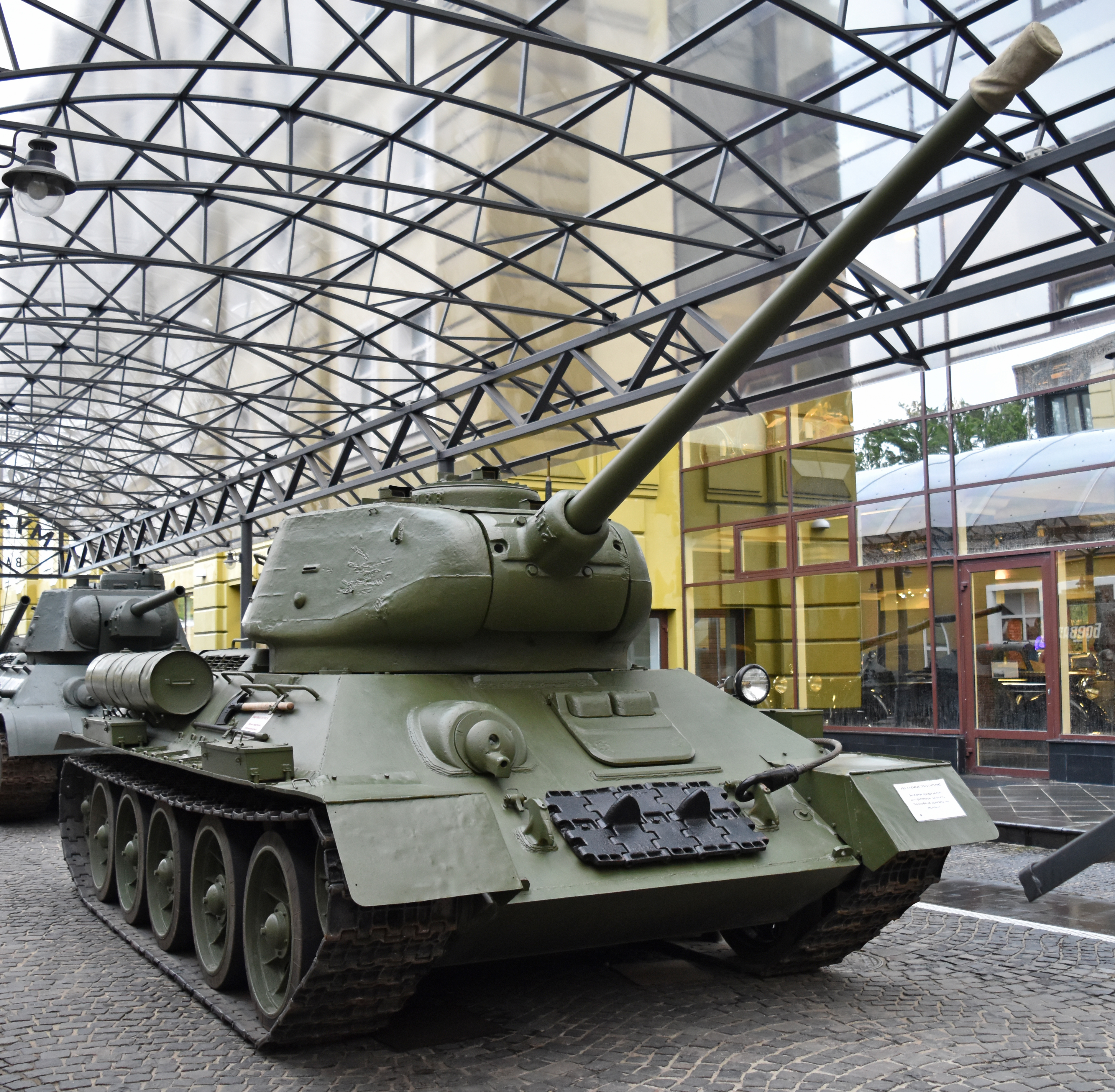 музей военной техники в санкт петербурге