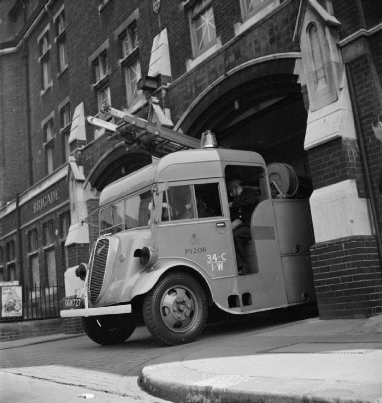 London 1942. Лондон 1942 год.