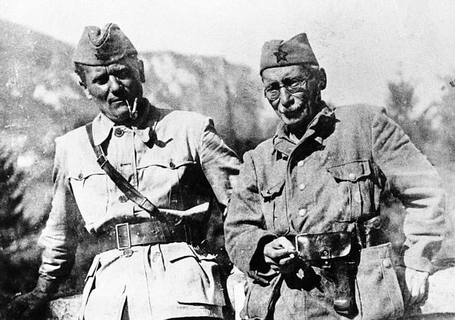 File:Tito and Moša Pijade 1942.jpg