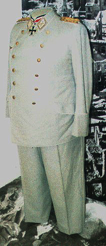 Uniform_von_H_Goering.jpg