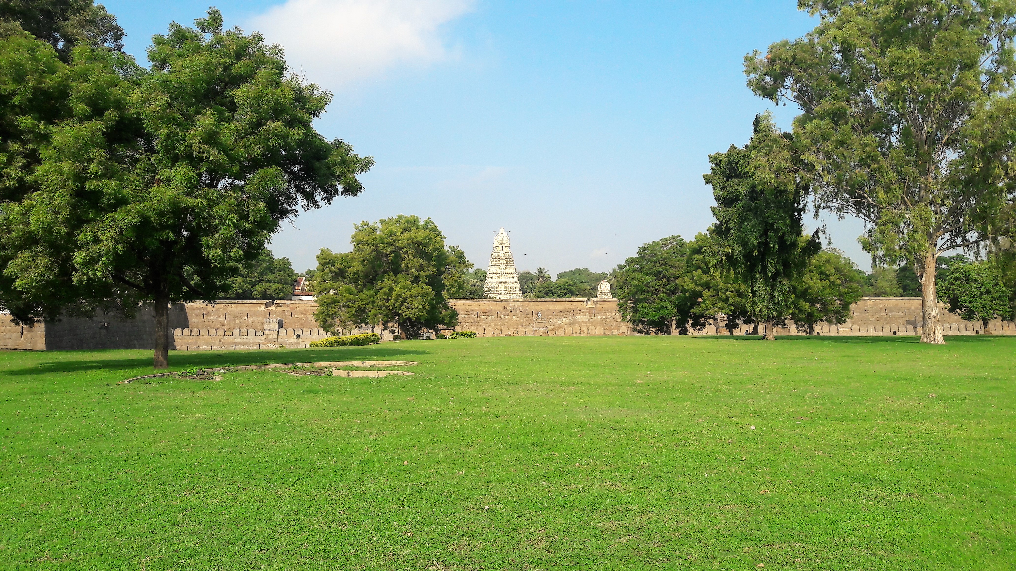 vellore fort