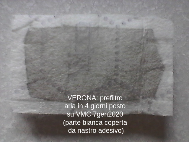 File:07 01 2020 - VERONA SMOG - prefiltro (filtro cappa antigrasso, grease filter hood) su VMC (ventilazione meccanizzata controllata) dopo 4 giorni (parte bianca coperta da nastro adesivo) - 2020 01 07 - photo Paolo Villa.png