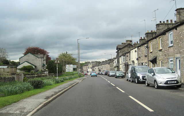 A6 into Milnthorpe from the north - geograph.org.uk - 2961036