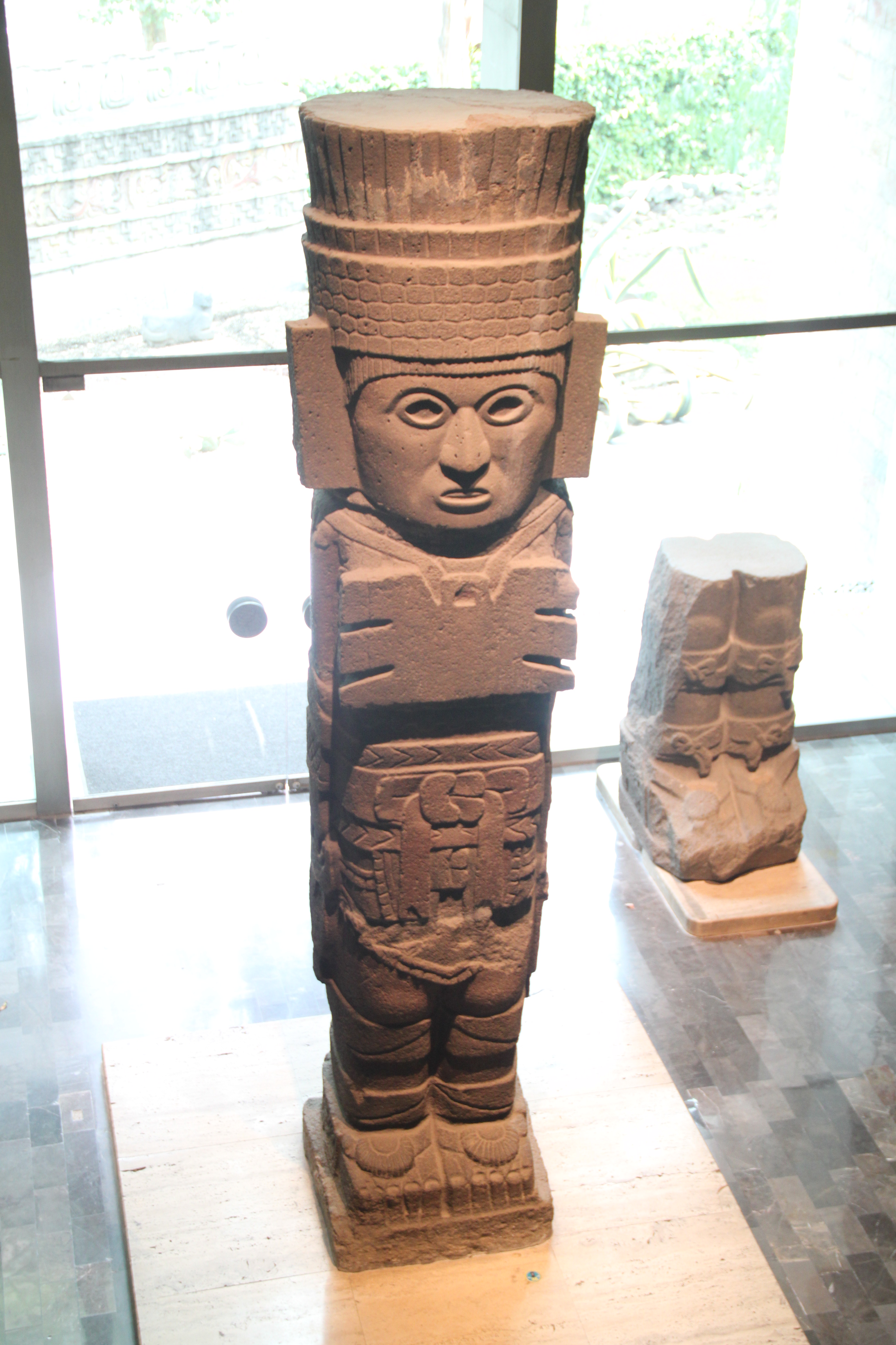 File:Atlante (Stone Warrior) from Temple of Tlahuizcalpantecuhtli, Tula,  Hidalgo, Early Postclassic, 4.6 Meters.jpg - Wikimedia Commons