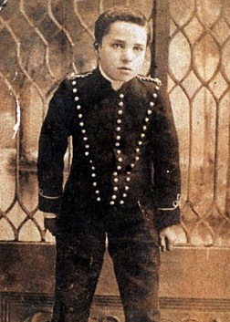A teenage Chaplin in the play Sherlock Holmes