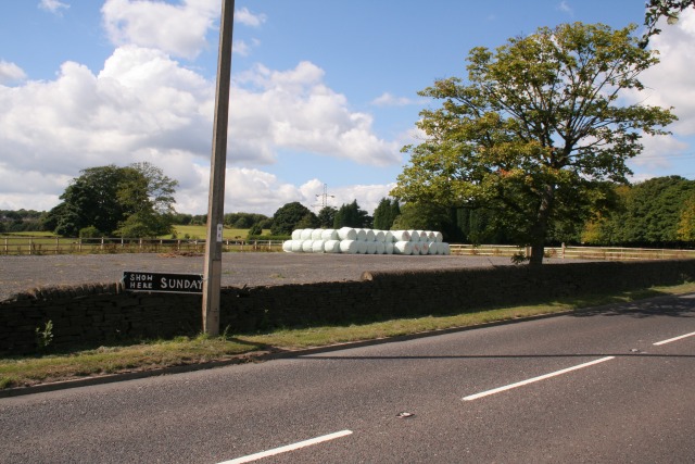 File:Coley Equestrian Centre - geograph.org.uk - 39998.jpg