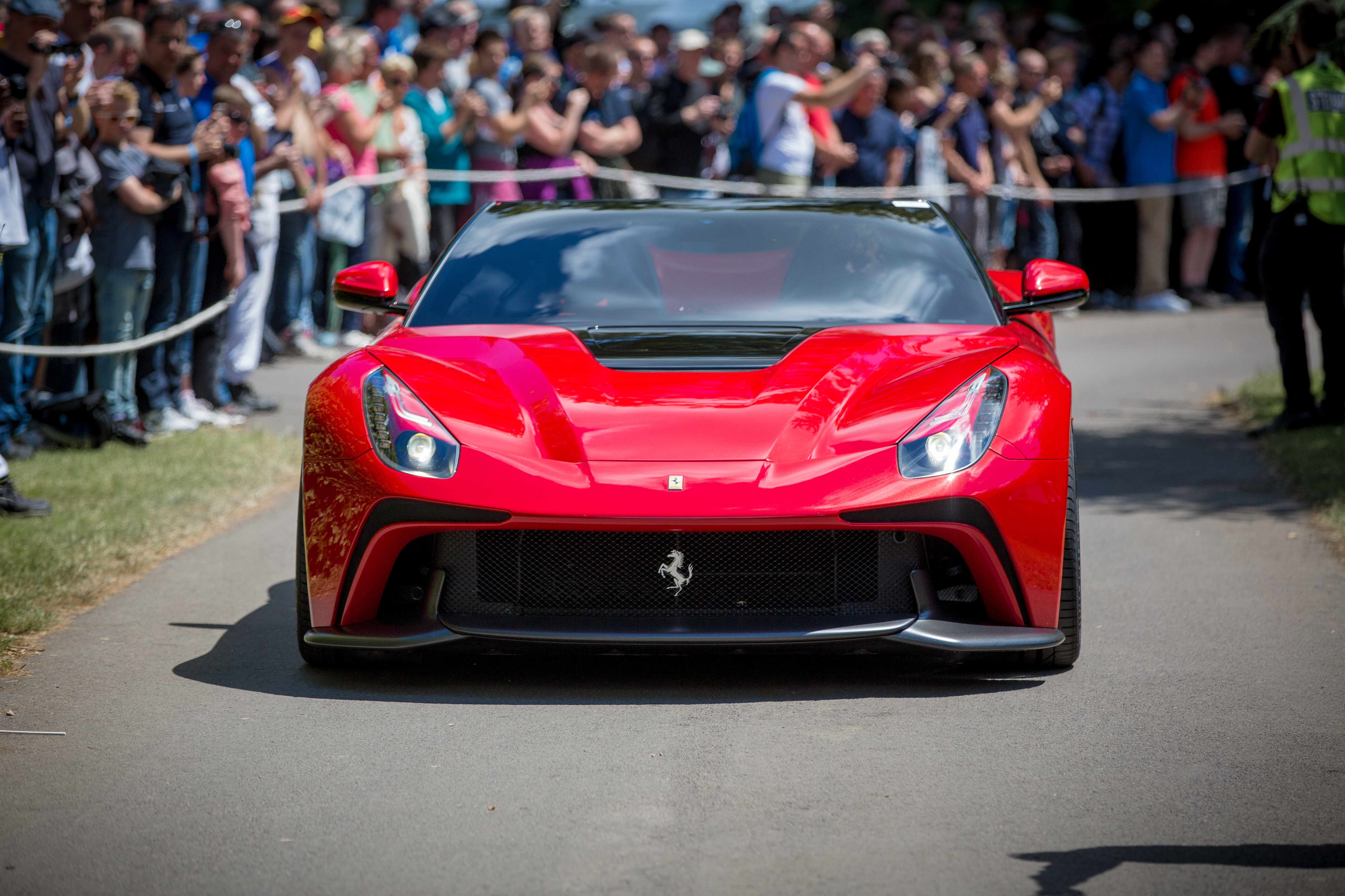 File Ferrari F12 Trs 14 Goodwood Festival Of Speed 01 Jpg Wikimedia Commons