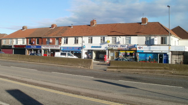 File:Gloucester Road shops, Patchway - geograph.org.uk - 2156196.jpg