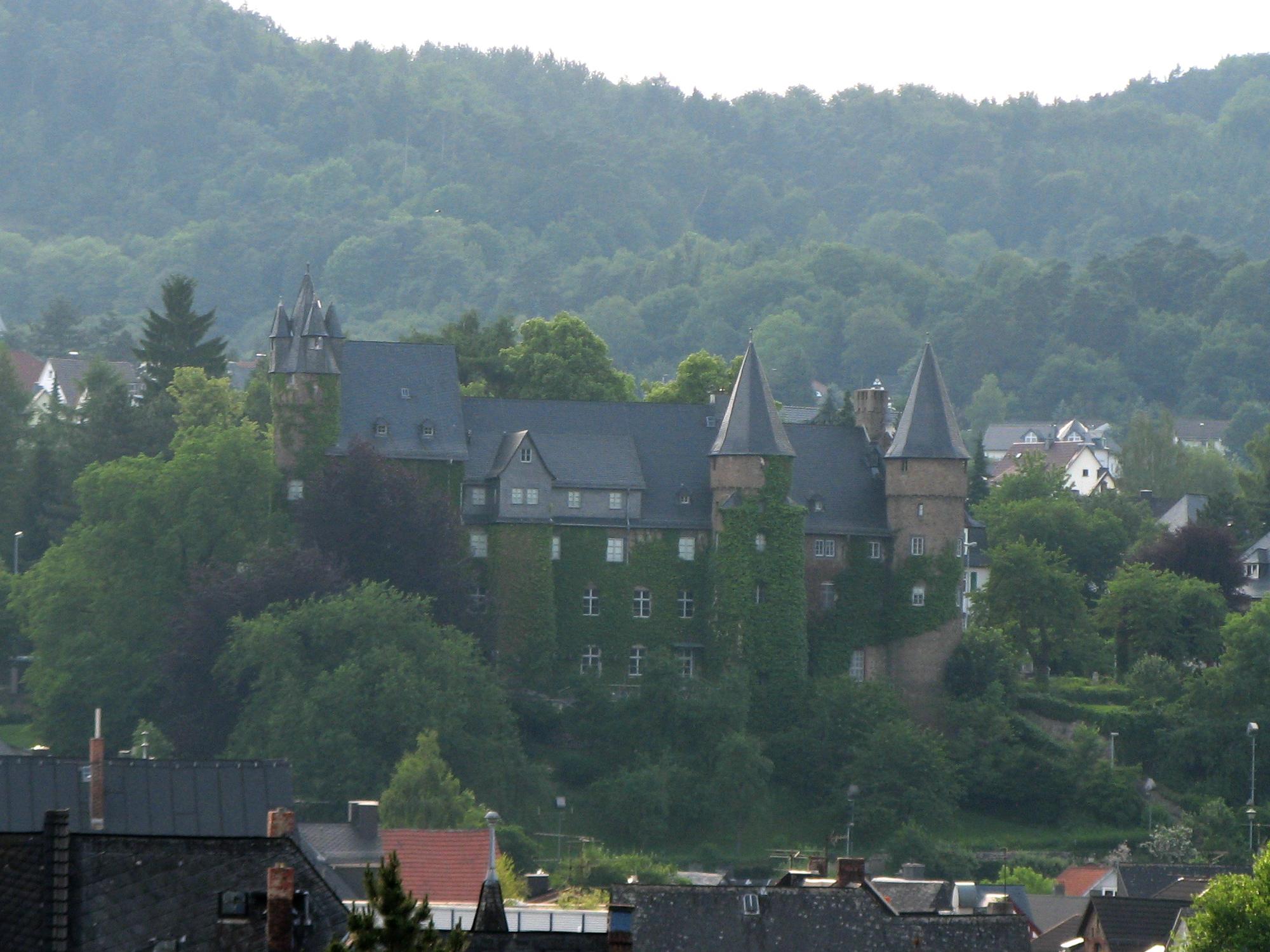 Gesamtansicht des Schlosses Herborn