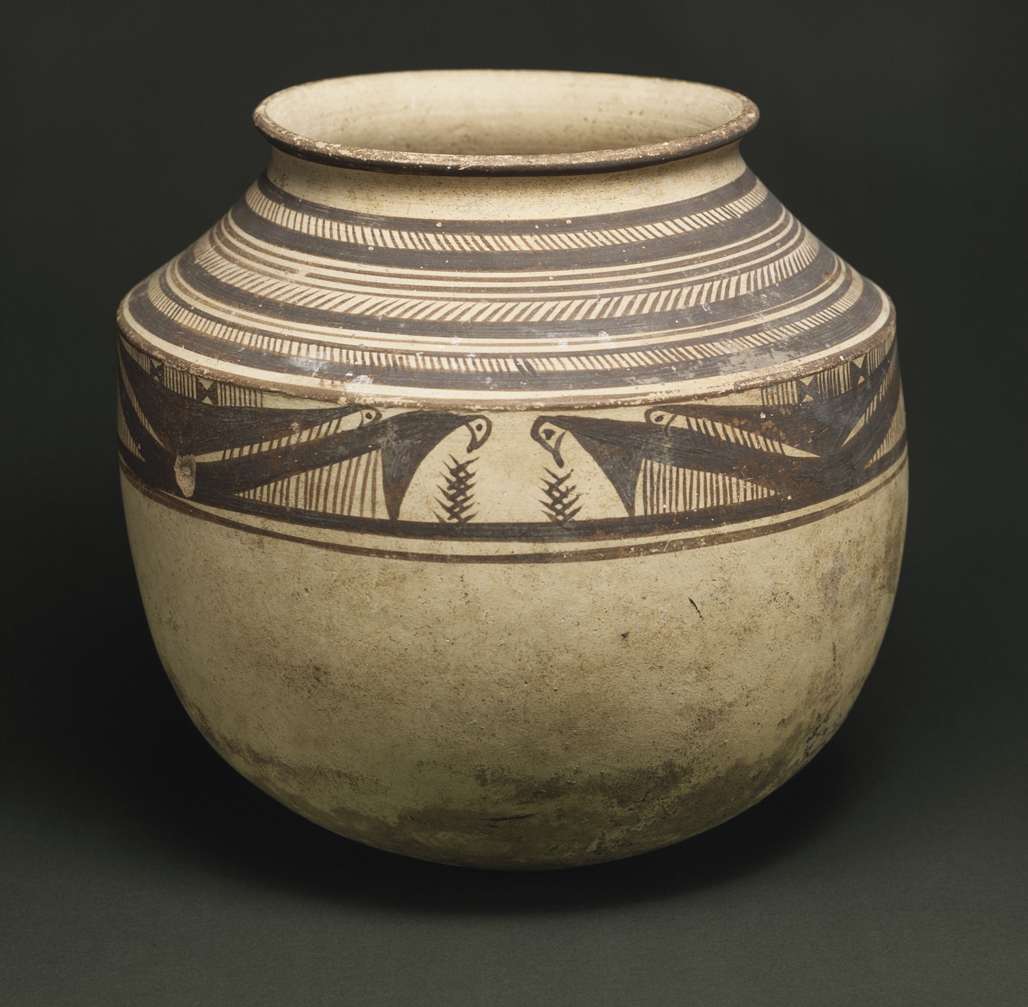 1900 b c. Collection of Pottery Vessels. Armenian Antique Pottery. Pottery Jar.
